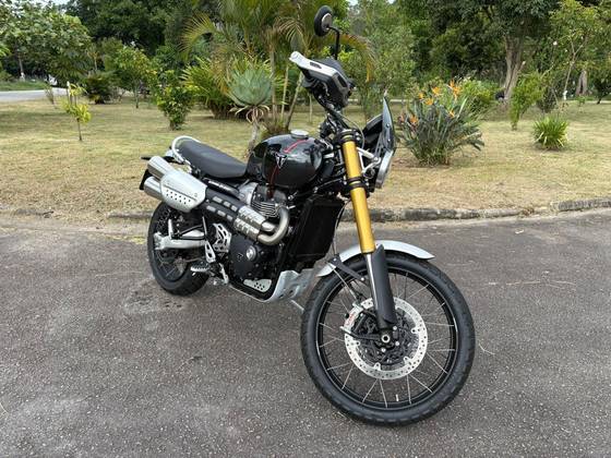 TRIUMPH BONNEVILLE SCRAMBLER 1200 XE 